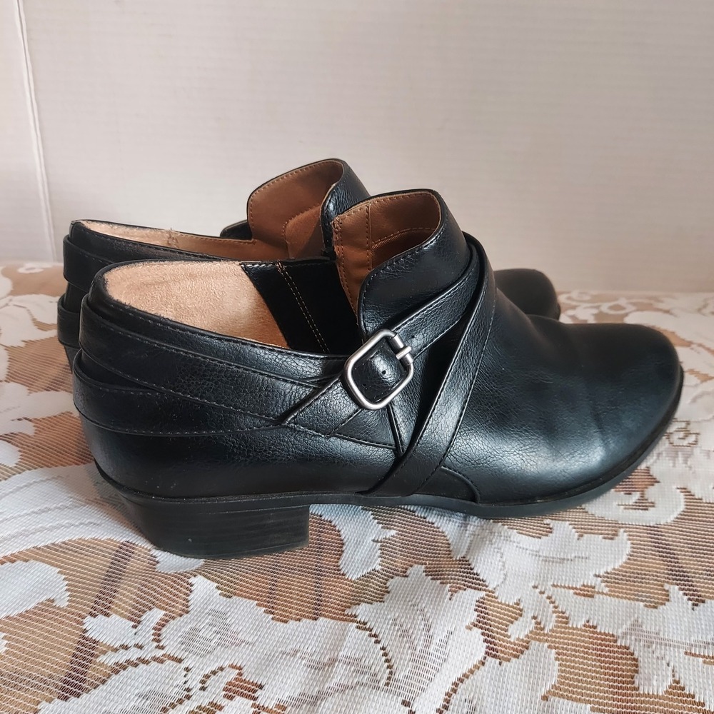 LifeStride Adley Black Buckle Strap Shooties Ankle Boots Womens 9M Side Zip